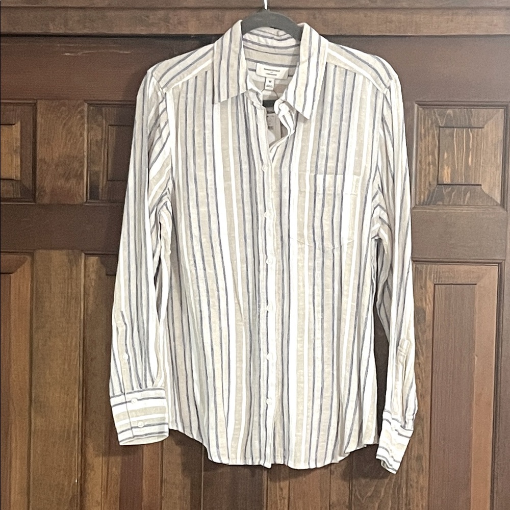 NWT- Banana Republic White and Blue Striped Casual Linen Blend
